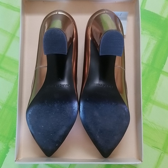 Bronze Pump, Marc Fisher - Picture 5 of 5